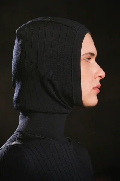 Look 2